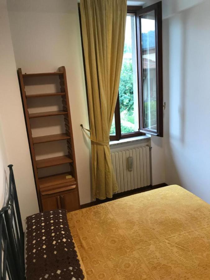 Casa Chia Lago Maggiore Laveno Buitenkant foto
